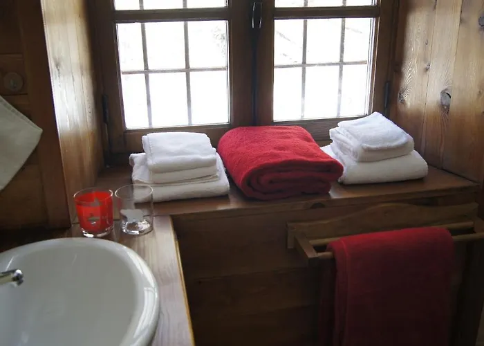 Couette-café Chalet Lavis Trafford *